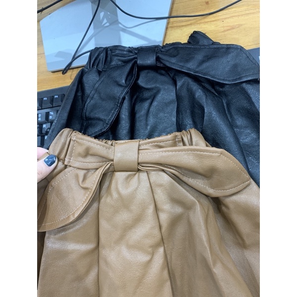 Chân váy da cho bé 12-20kg, chân váy da có quần trong