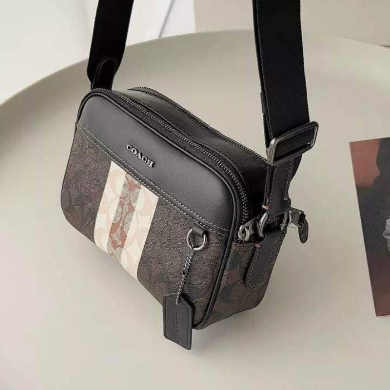 Túi c 0ách da thật 🐂 100% ạ, mẫu unisex cả nam vs nữ đều đeo được nhé