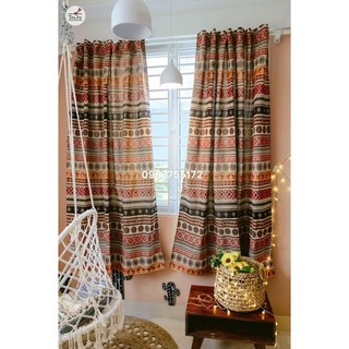 Vải thổ cẩm làm rèm cửa .