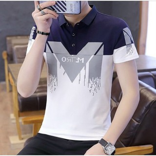 Áo xanh đen phối chữ M