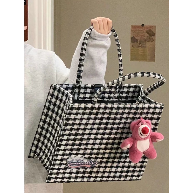 Túi Tote Đeo Vai Họa Tiết Sọc Caro Trắng Đen Kích Thước 37X15X28Cm Thời Trang Cao Cấp
