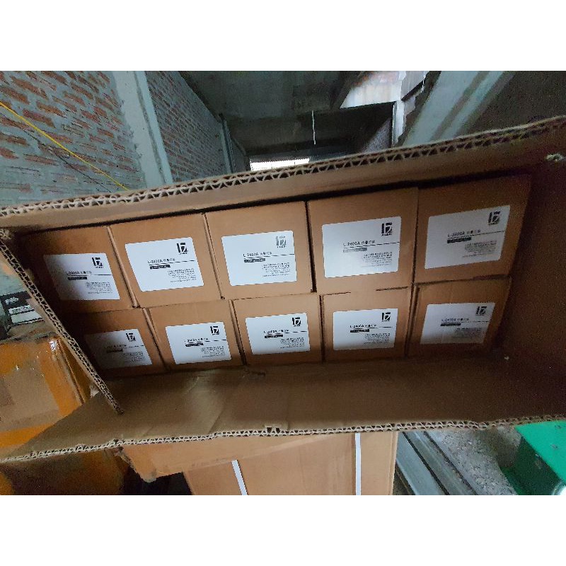 Chân gấp ngược model Jinbei L2400A gấp gọn 57cm tải trọng 4.5kg