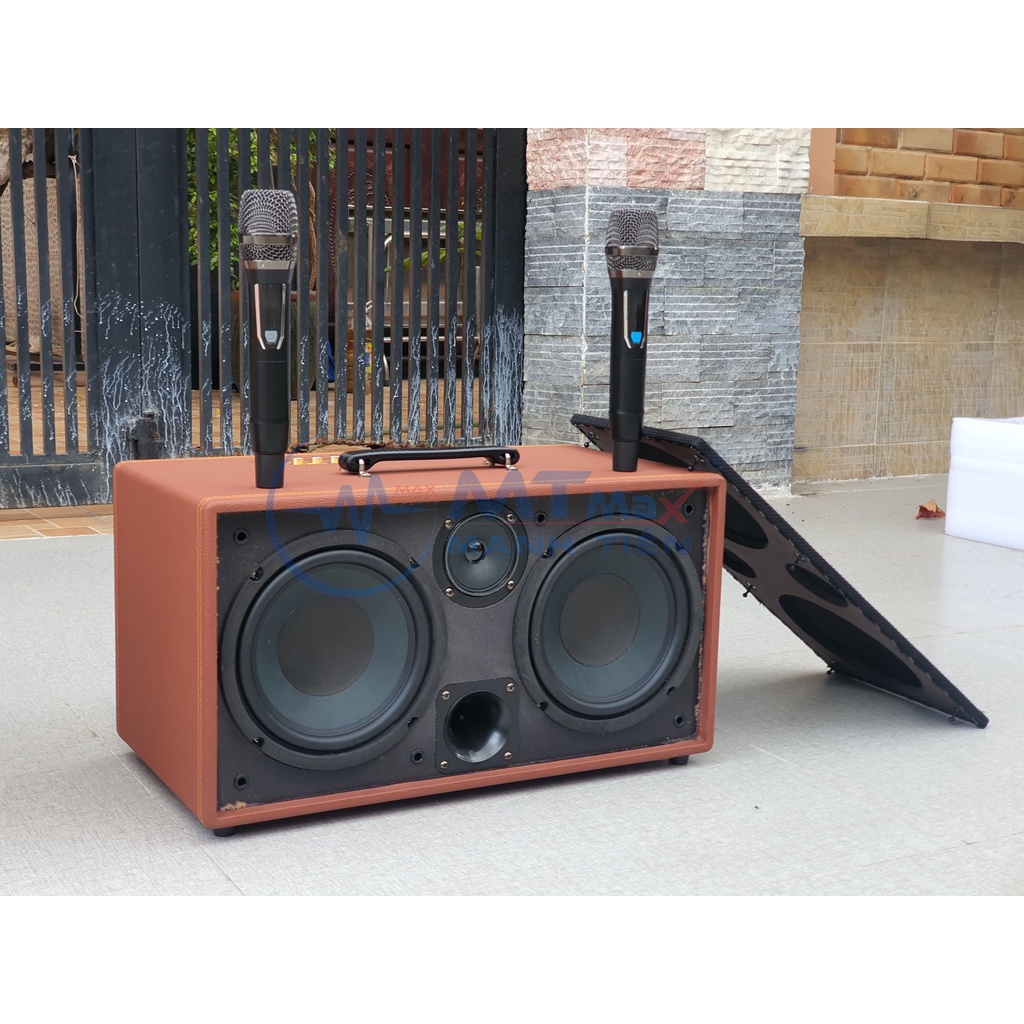 Loa karaoke xách tay di động AT22 Pro. 2 bass full 2 tấc + 1 treble Hifi + 1 loa trung, công suất đỉnh và mạnh mẽ hơn.
