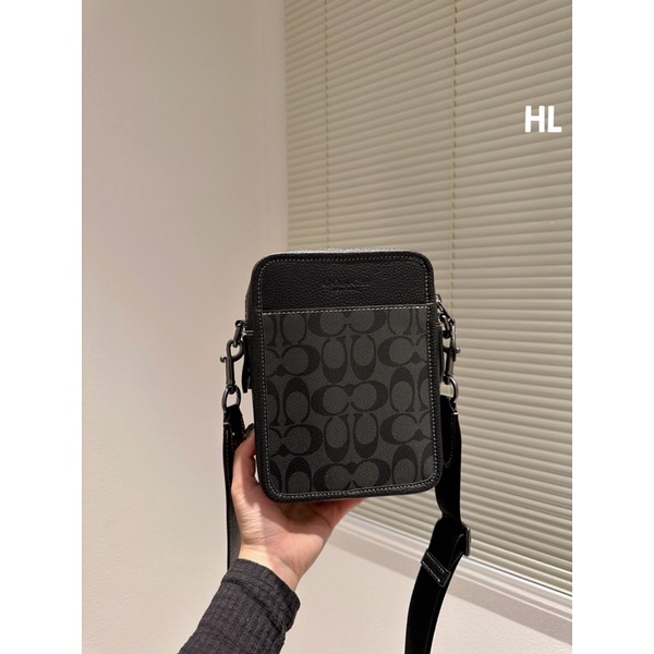 Túi đeo chéo COACH thời trang cao cấp 2023