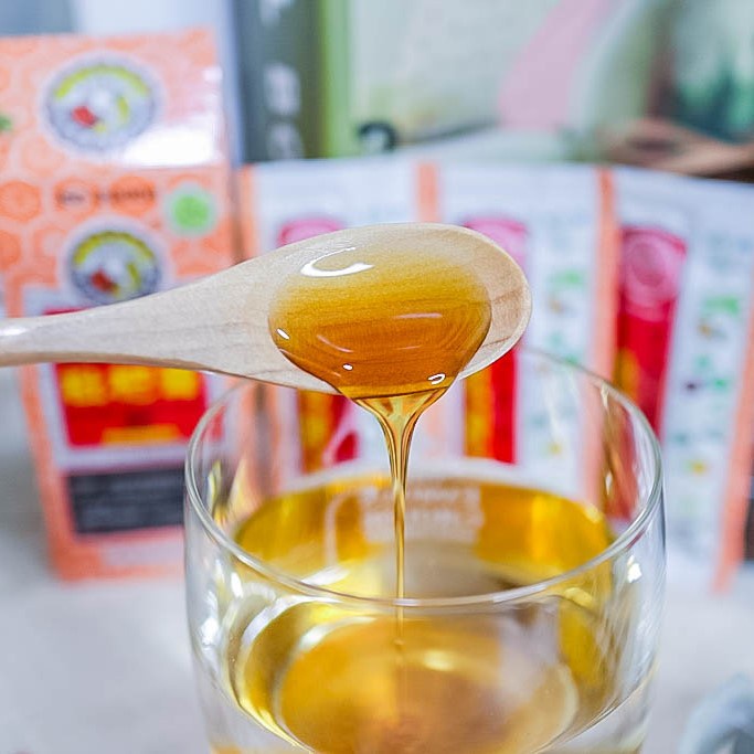 Tỳ Bà Cao Làm dịu cổ họng, giảm ho 75 gram/hộp