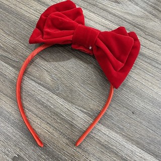 Bờm nhung đỏ cho bé gái