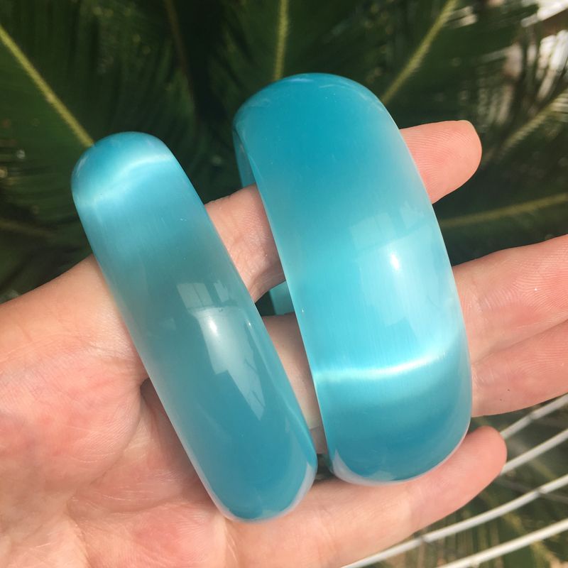 Vòng Tay Đá Opal Màu Xanh Nhạt Thời Trang Hàn Quốc Cho Nữ