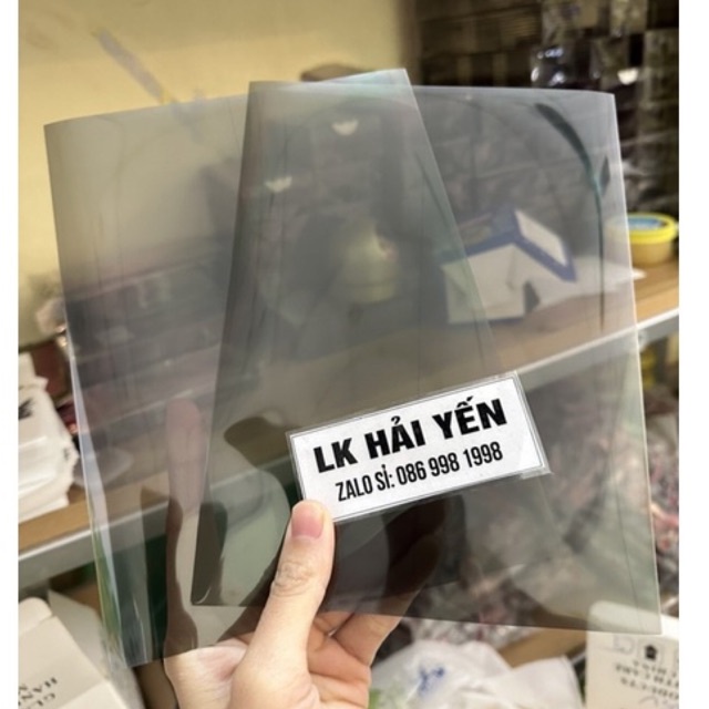 Film đa năng 9.7 và 12.9 dành cho màn phản quang