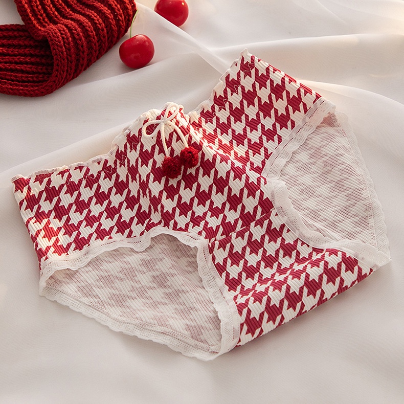 Quần Lót Cotton Nguyên Chất Phối Ren Hình Trái Tim May Mắn Cho Nữ