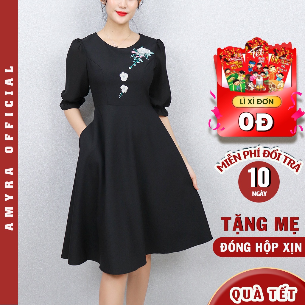 Đầm trung niên cho mẹ dáng xòe u40 AMYRA thiết kế form xòe cổ tròn tay ngắn phối thêu hoa thanh lịch sanng trọng DA001