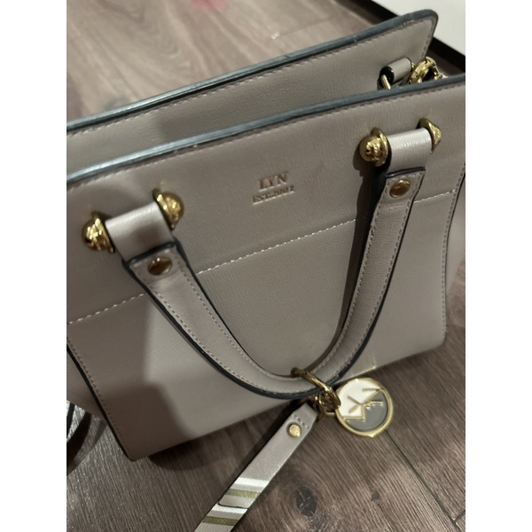 Túi Lyn màu xám trang trọng