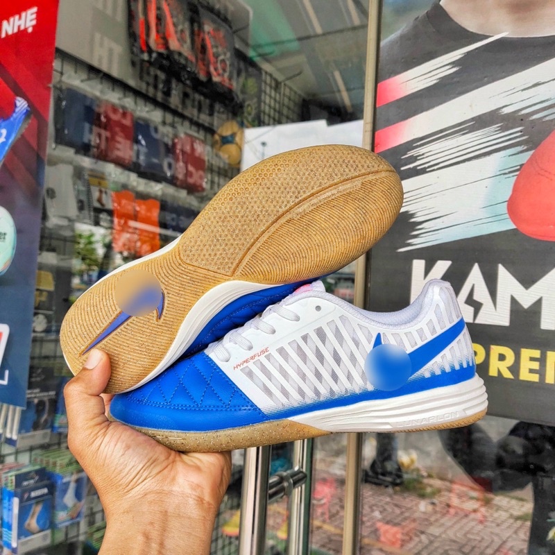 Giày bóng đá Lunar Gato