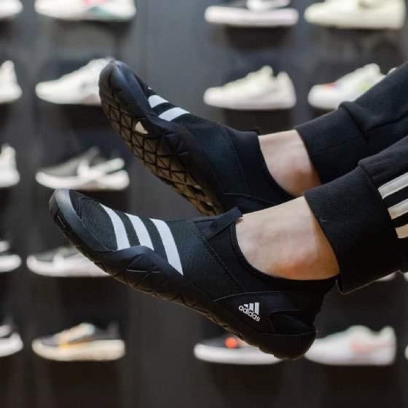 Giày lội nước, đi mưa có lưới thoát nước