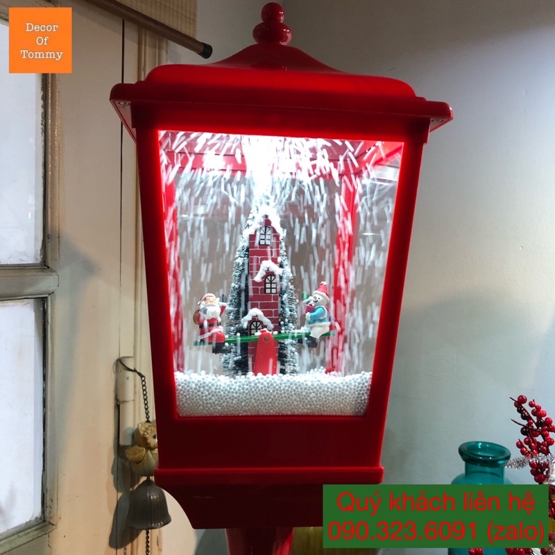Đèn nhạc Noel dạng cột trang trí sinh động với những bông tuyết rơi đẹp mắt cao 1.5m