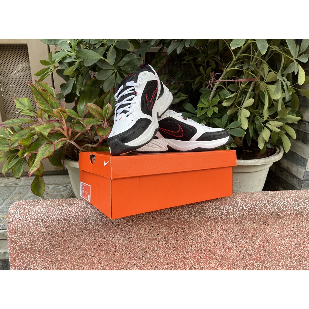 Sneaker Nike AIR Monarch IV man size 42-43