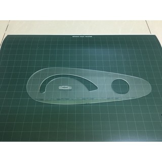 Thước Parabol MiKa Trong Suốt 39Cm