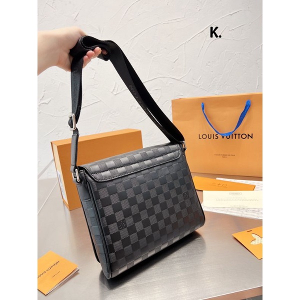 Túi đeo chéo nam(cặp nam) LV hàng super sz26x22cm họa tiết truyền thống phong cách dã man