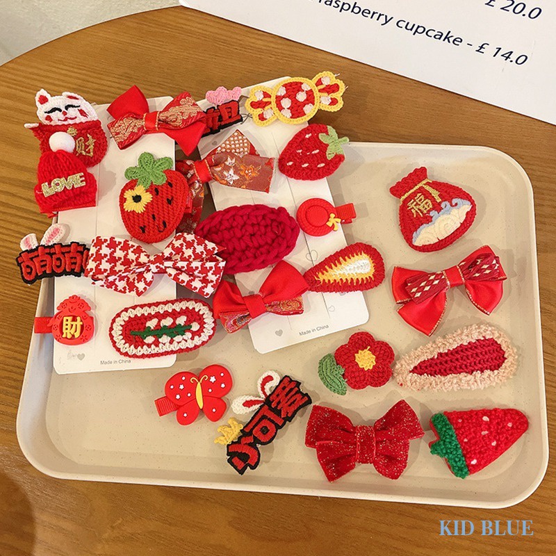 Kẹp Tóc Màu Đỏ Phong Cách Năm Mới Đáng Yêu Cho Bé Gái