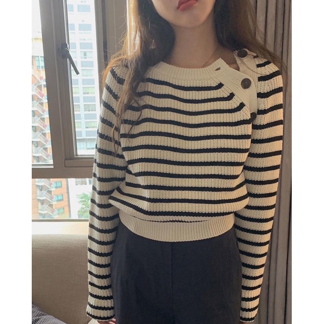 Áo len be sọc đen