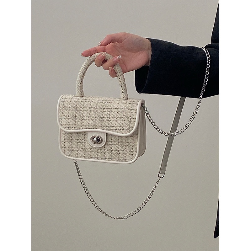 Túi Xách Nữ Đeo Chéo Dây Mắc Xích Thời Trang
