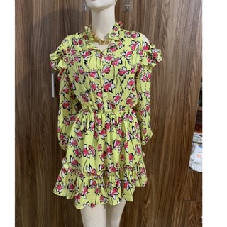 Váy hoa vàng size M. Đầm mới 100%