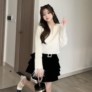 Áo tweed gấm tay đính lông vũ✨