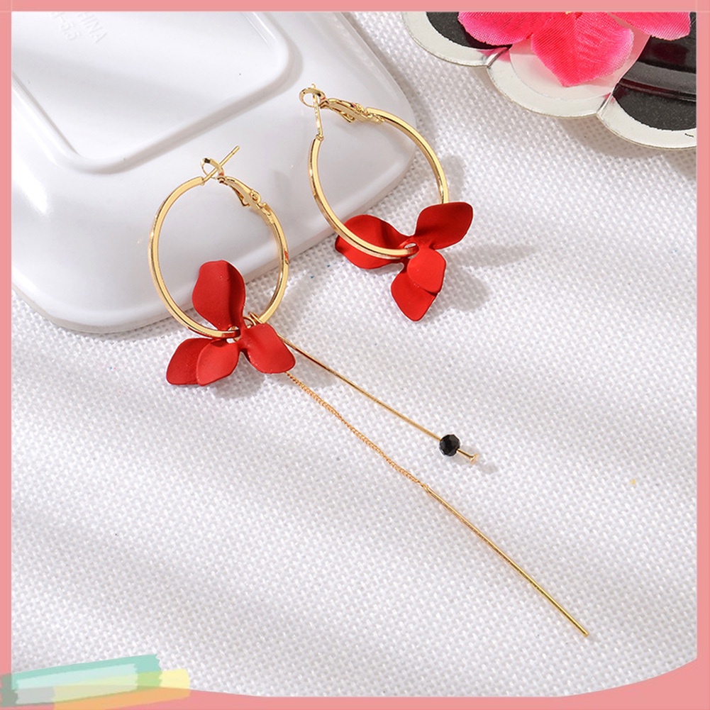 Hoa tai dáng dài thiết kế hợp thời trang cho nữ