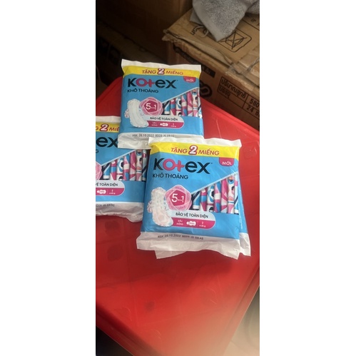 Băng vệ Sinh Kotex có cánh Siêu mỏng ( Gói 2 miếng hàng khuyến mãi)