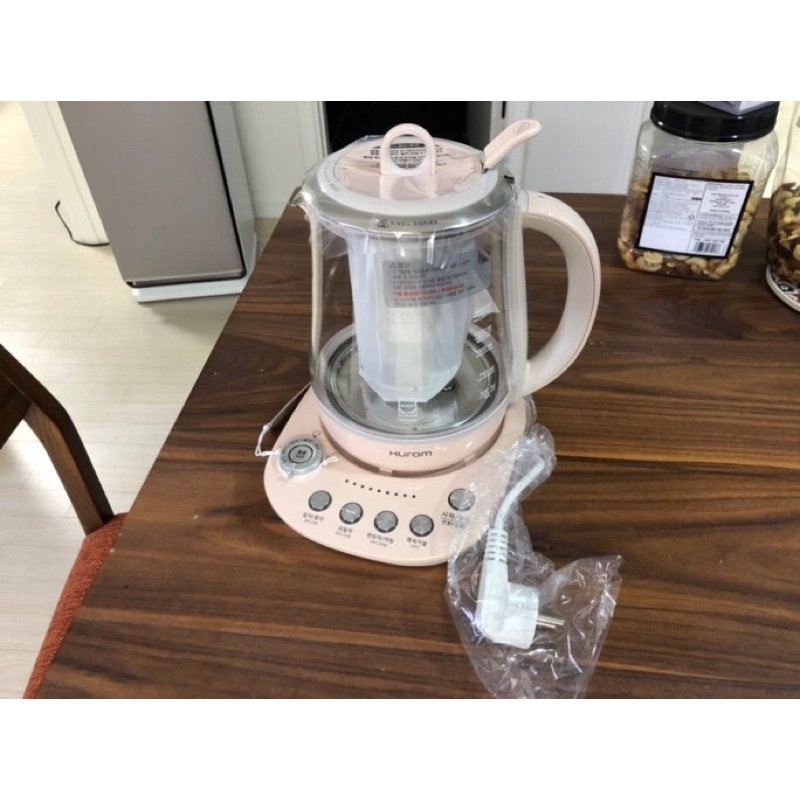 Máy Pha Trà Hurom Tea Master Mẫu Mới Nhất TM-B03FBK