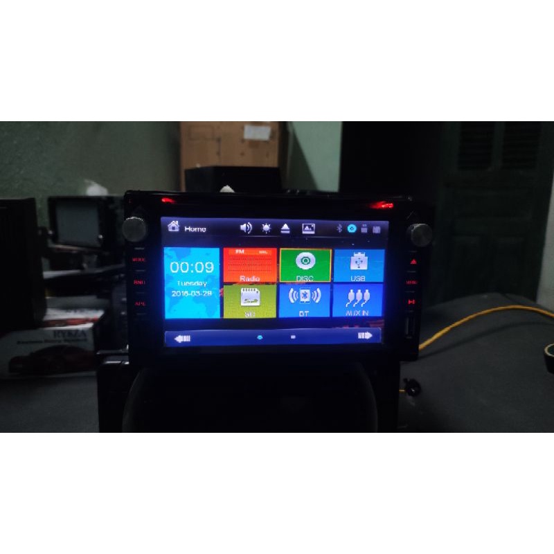 Đầu dvd âm thanh oto