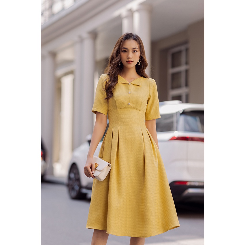 Đầm nữ Lamia Design LD145 màu vàng dáng xòe xếp ly lớn yêu kiều