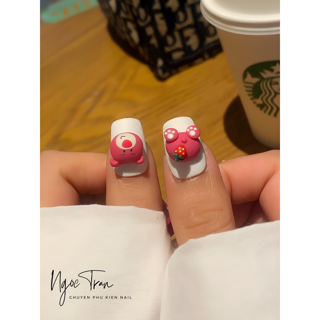 Charm Gấu Hồng Dâu LOTSO Đáng Yêu | Hoạt Hình Trang Trí Móng