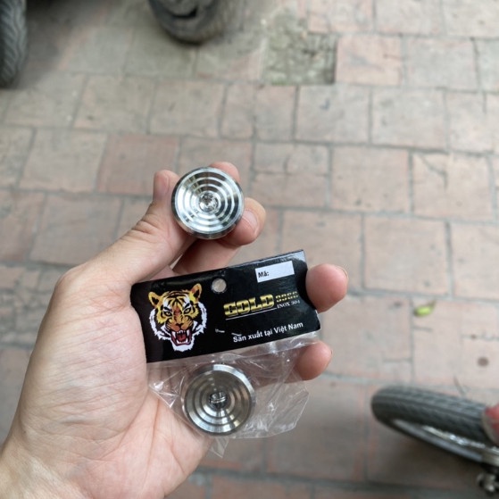 Ốc Nhớt  Salaya Mẫu Thái Cho Wave Future Dream Và các dòng Xe Honda