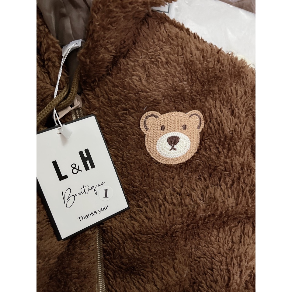 Áo khoác cho bé gái, bé trai, áo khoác lông khóa mũ 2 màu trắng- nâu thêu hình gấu siêu ấm áp cho bé