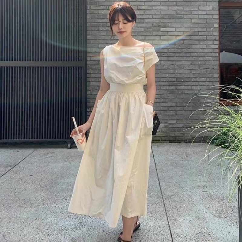 Pass váy lệch vai