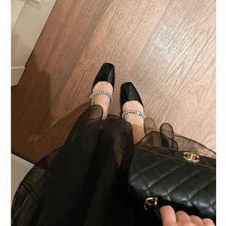 Giày búp bê da lộn màu đen đính pha lê xinh xắn