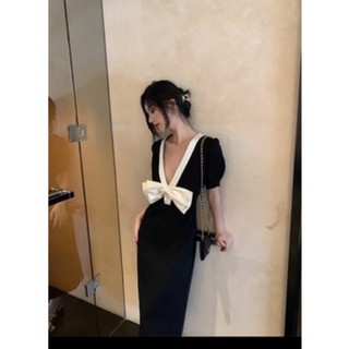 Đầm Nơ cổ V sâu Bigszie.