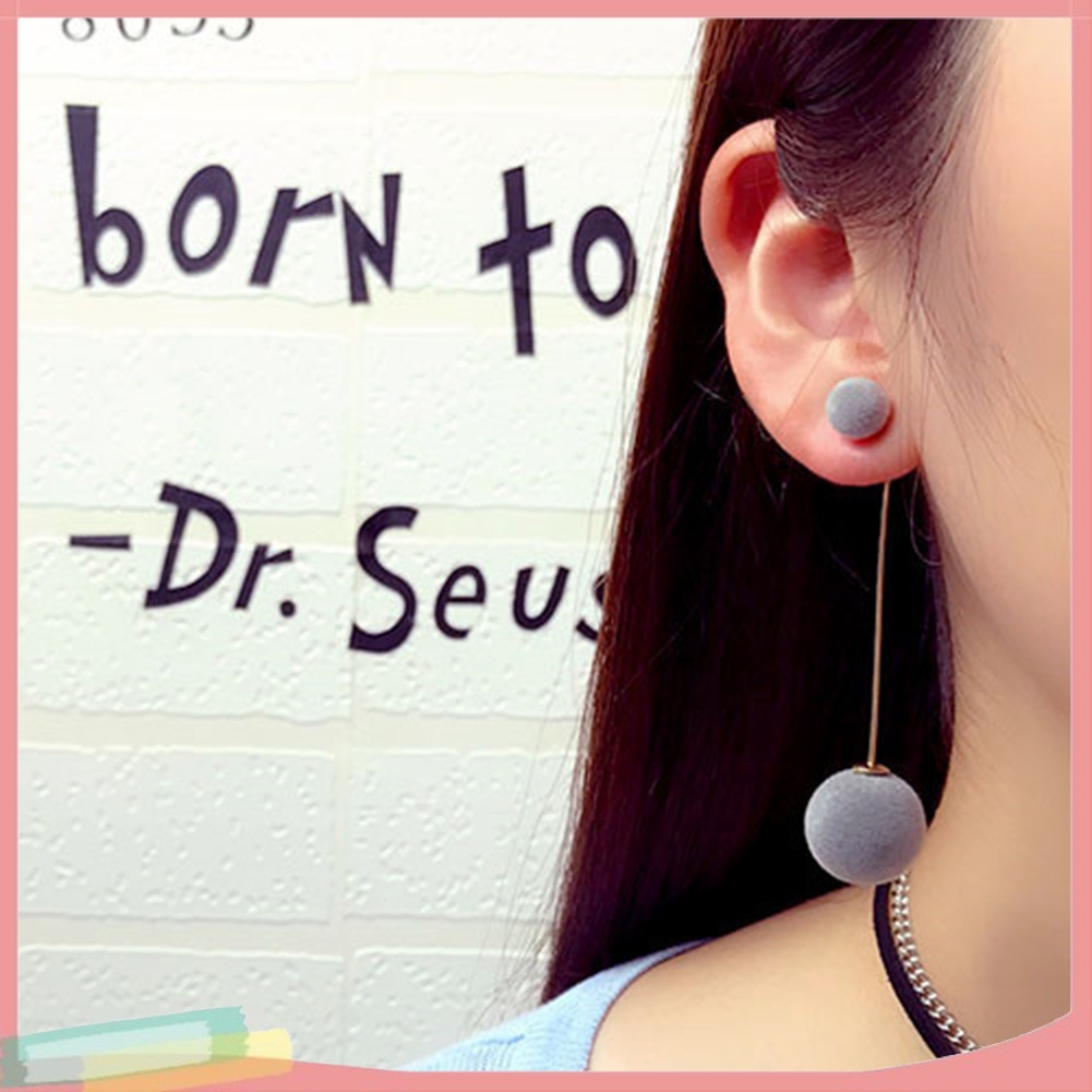 Khuyên tai nữ phối bông lông dáng dài phong cách thời trang