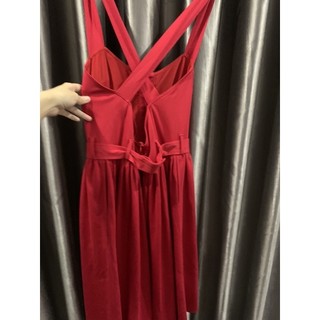 Váy đỏ size M, Thanh lý , chất vải đẹp co dãn.