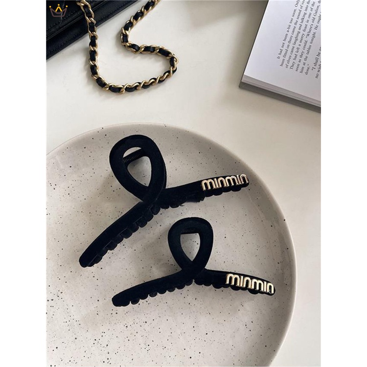 Kẹp Tóc Hình Cá Mập Màu Đen Chất Lượng Cao Cho Nữ JP6