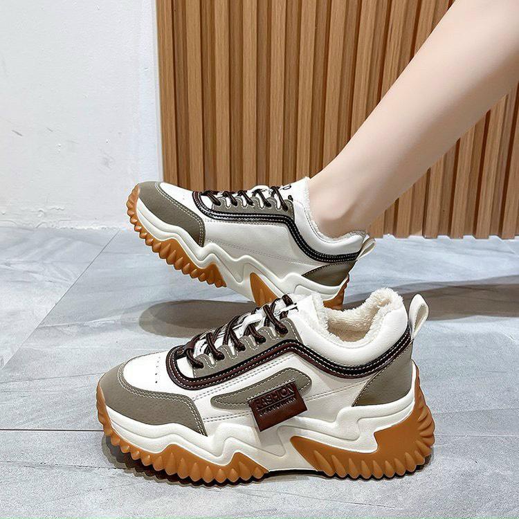 GIÀY THỂ THAO PHỐI MÀU SUP ĐẾ  CAO 2023