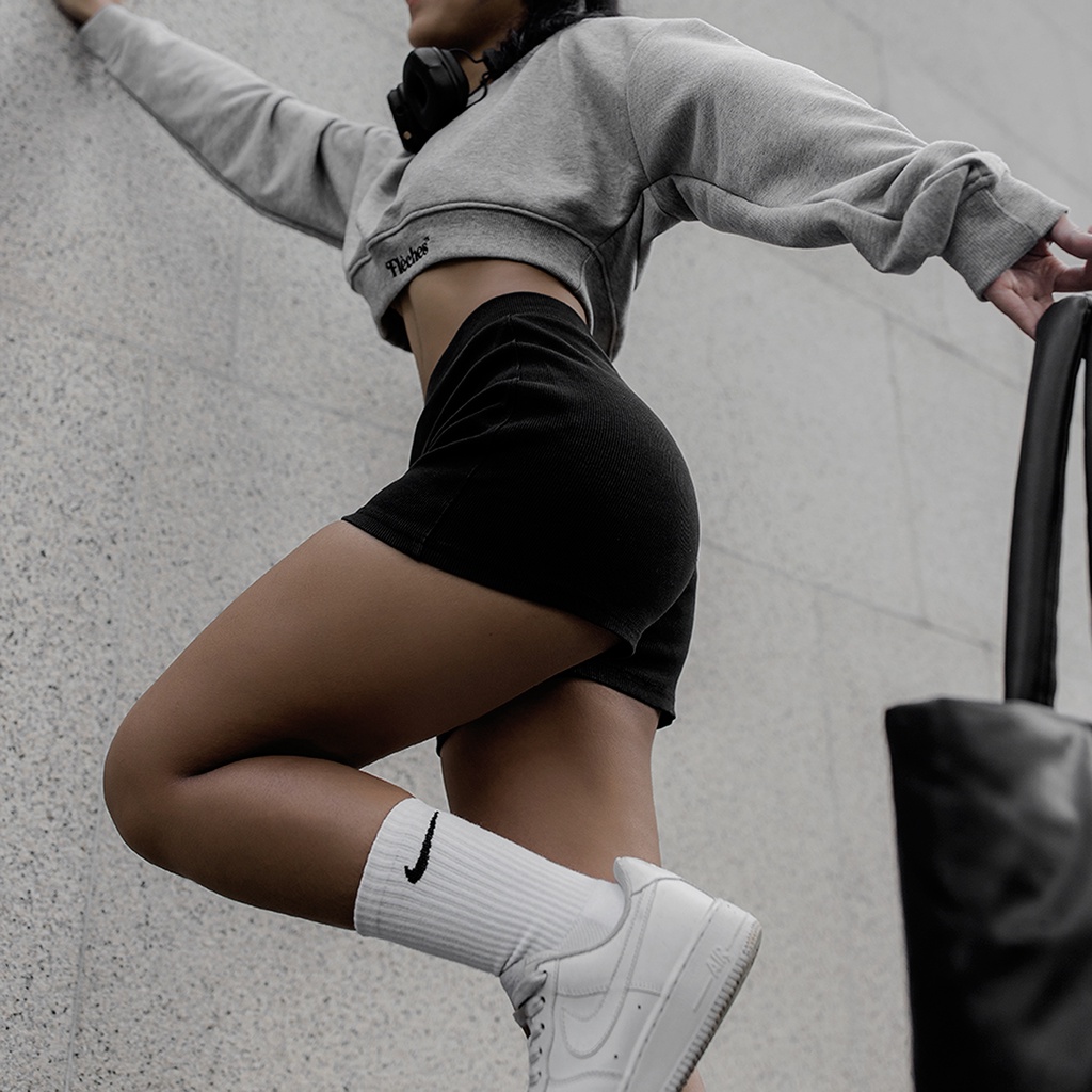 Áo thun croptop dài tay chất cua CROP SWEATER - 2 màu