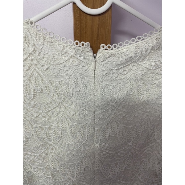 Đầm ren Gumac size XS màu Trắng