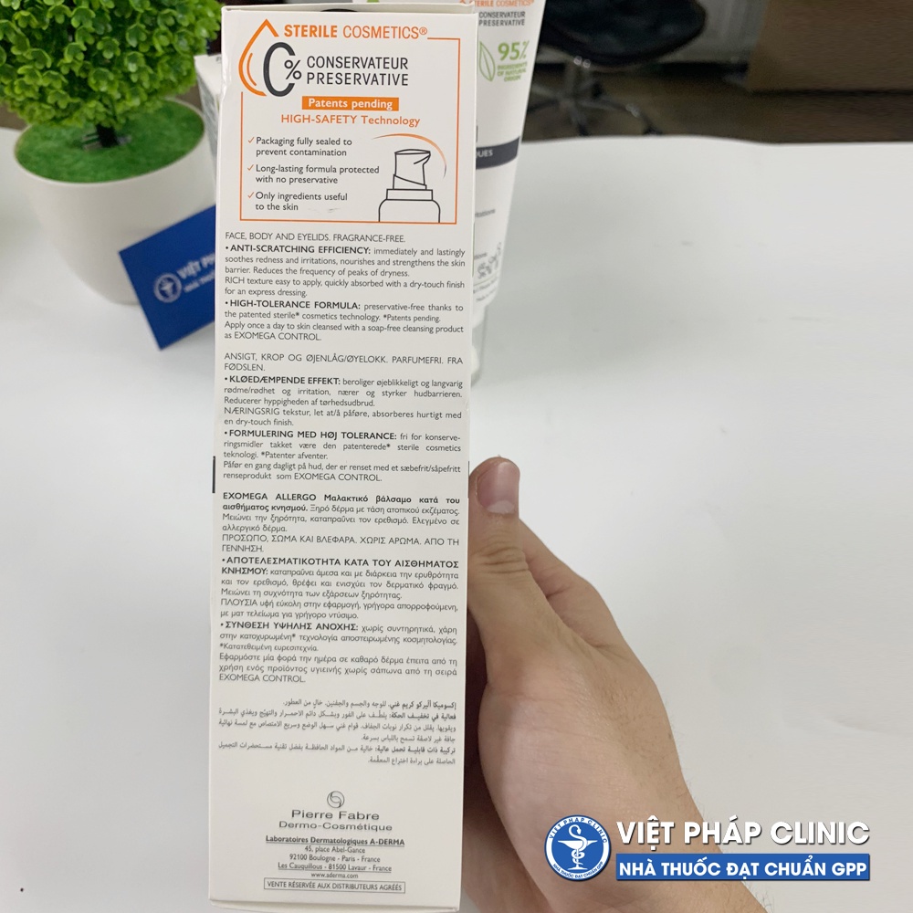 Kem dưỡng ẩm Aderma Exomega dành cho da khô, da cơ địa