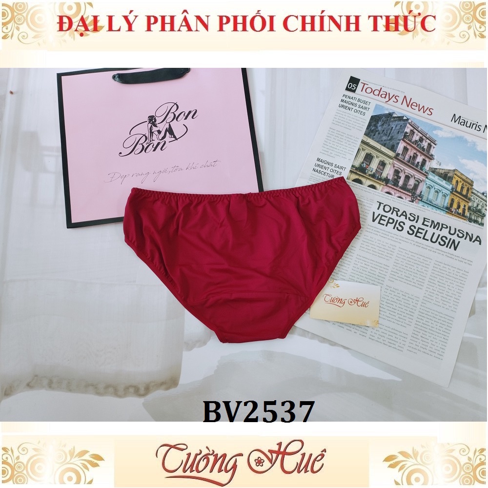 Quần lót nữ Bon Bon SV2537 trơn lưng cao vừa.