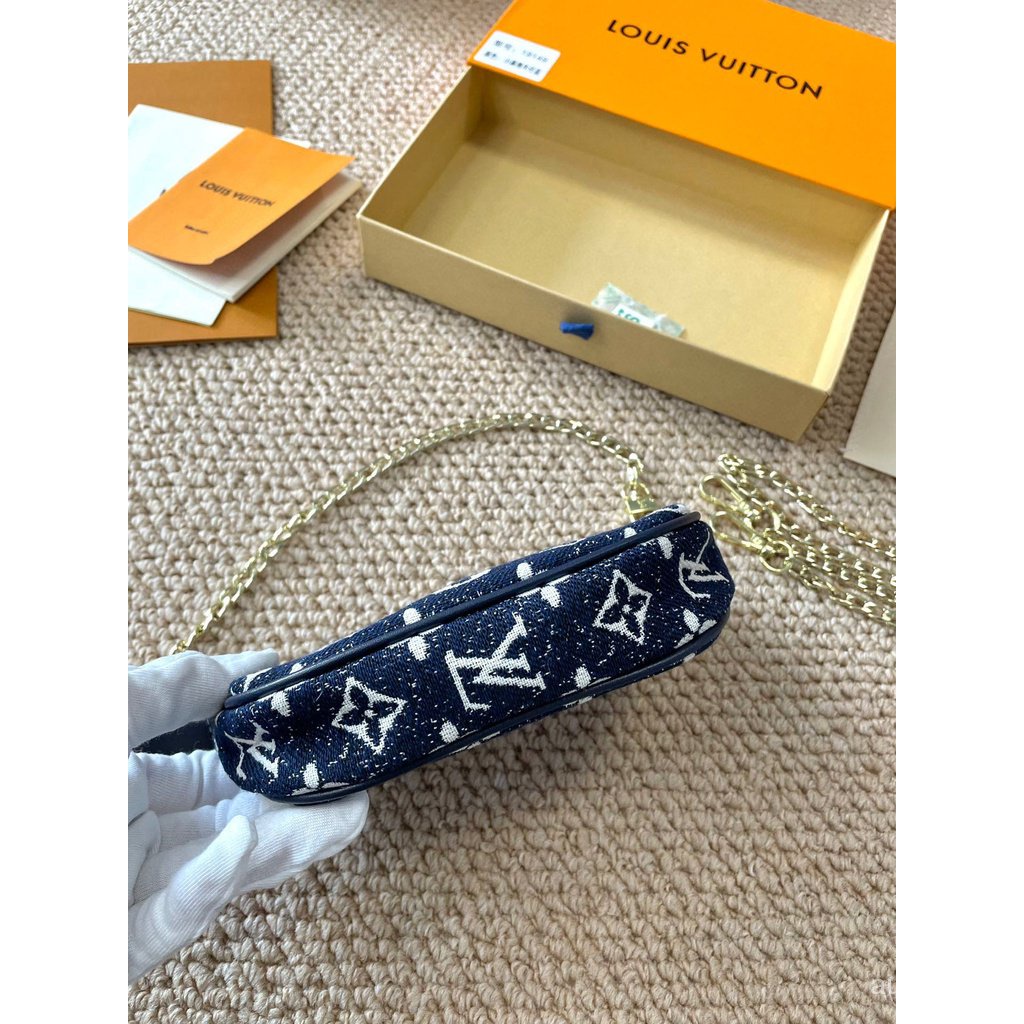 Túi Đựng Mạt Chược mini Lv Dây Đeo Vai Dài 15.9cm XLR8