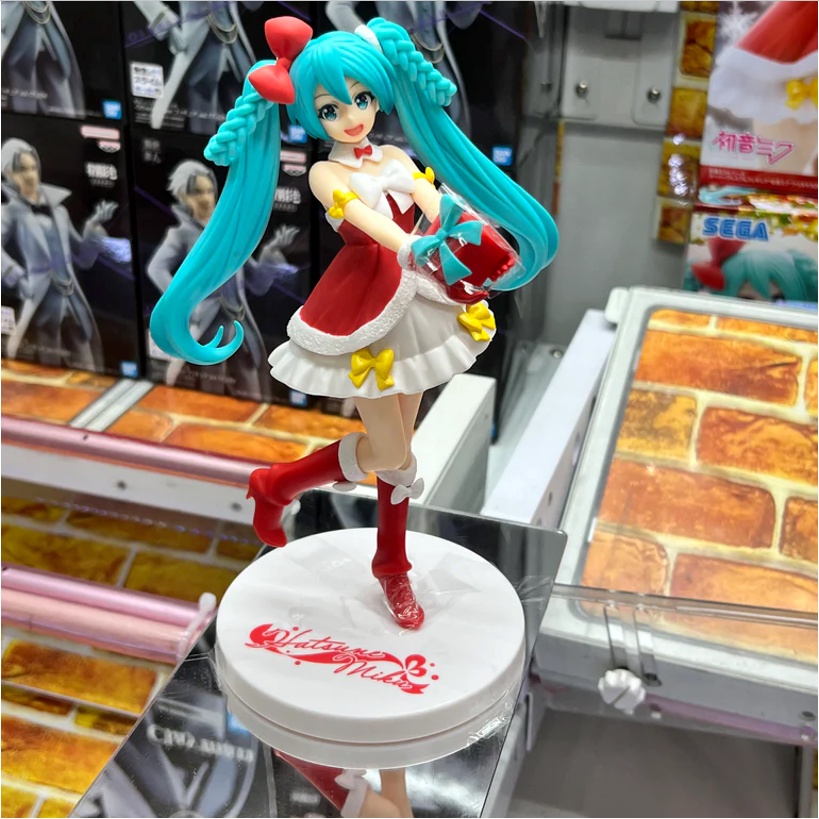 Mô hình Hatsune Miku Christmas 2022 - SEGA