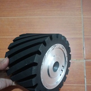Trục cao su 150 x 100 x 25.4