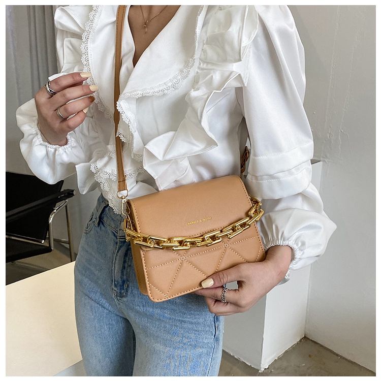 Túi Đeo Chéo Dây Xích Phong Cách Phương Tây Thời Trang Cao Cấp 2022 Cho Nữ