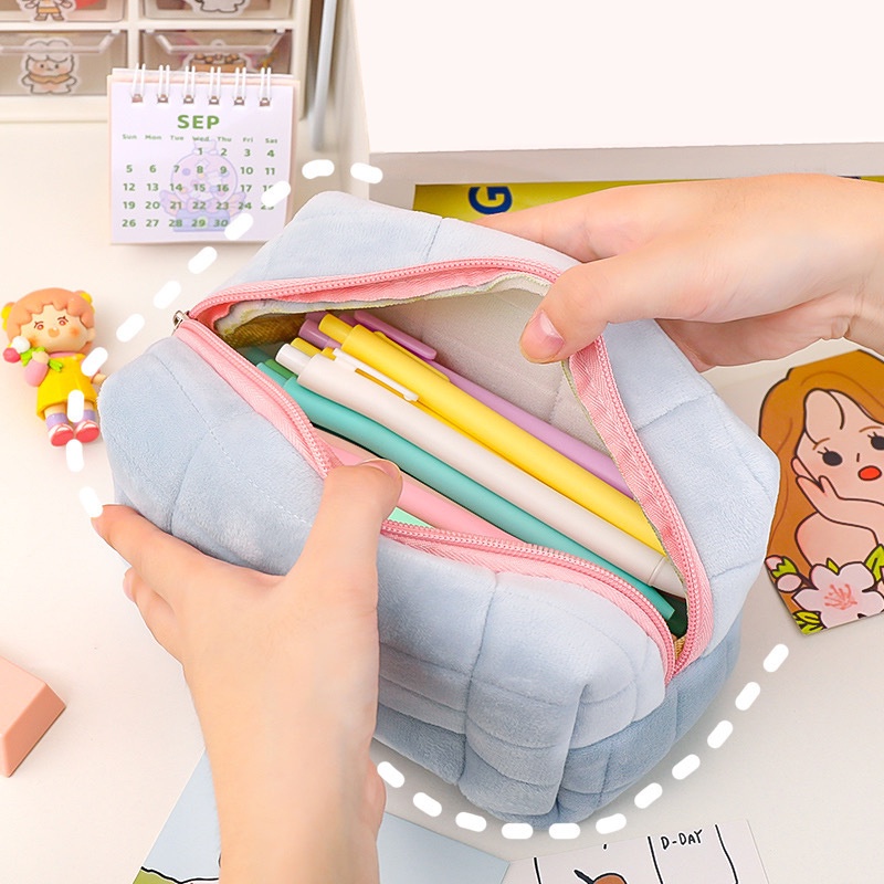 Bóp Viết Vải Lông Màu Trơn Dễ Thương Sáng Tạo